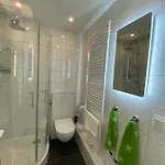 Апартаменты Neu Renoviert Mit Sonnenbalkon Und Netflix Im Zentrum Санкт-Августин