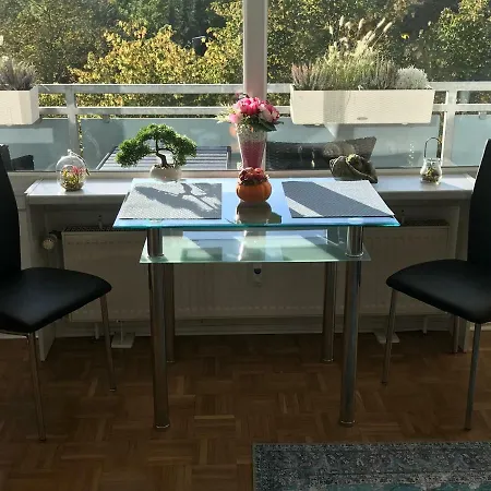 Apartment Mit Sonnenbalkon Und Netflix Im Zentrum *
